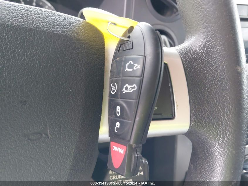 2008 Jeep Commander Sport VIN: 1J8HG48K98C132592 Lot: 39419815