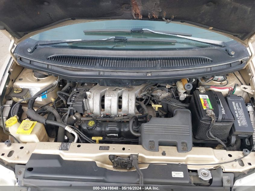 2000 Chrysler Town & Country Lx VIN: 1C4GP44R2YB717638 Lot: 39419848