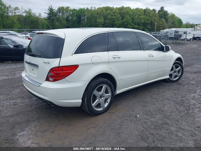 2010 Mercedes-Benz R 350 4Matic VIN: 4JGCB6FE3AA107273 Lot: 39419977