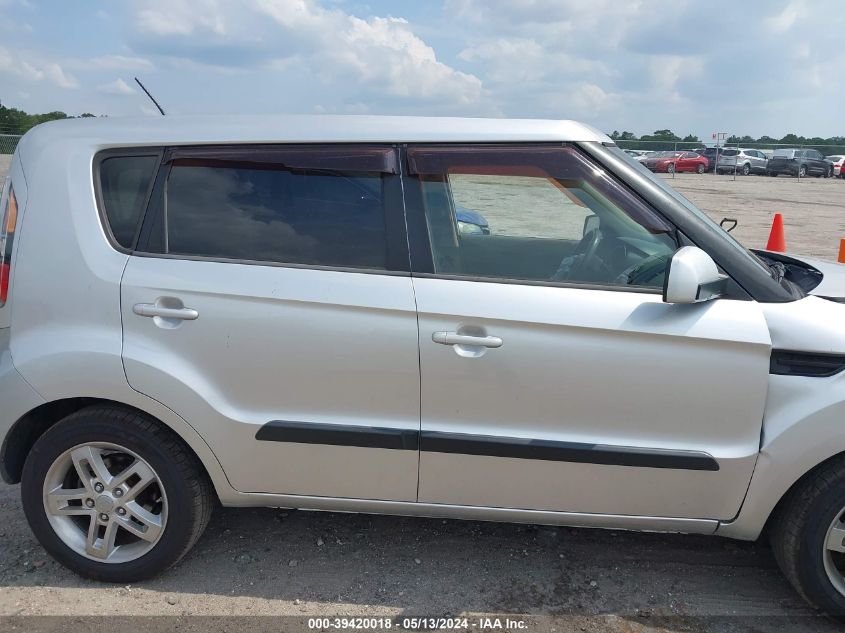 2011 Kia Soul + VIN: KNDJT2A27B7262132 Lot: 39420018