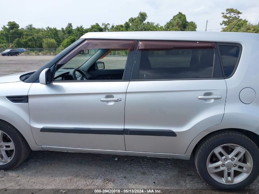 2011 Kia Soul + VIN: KNDJT2A27B7262132 Lot: 39420018