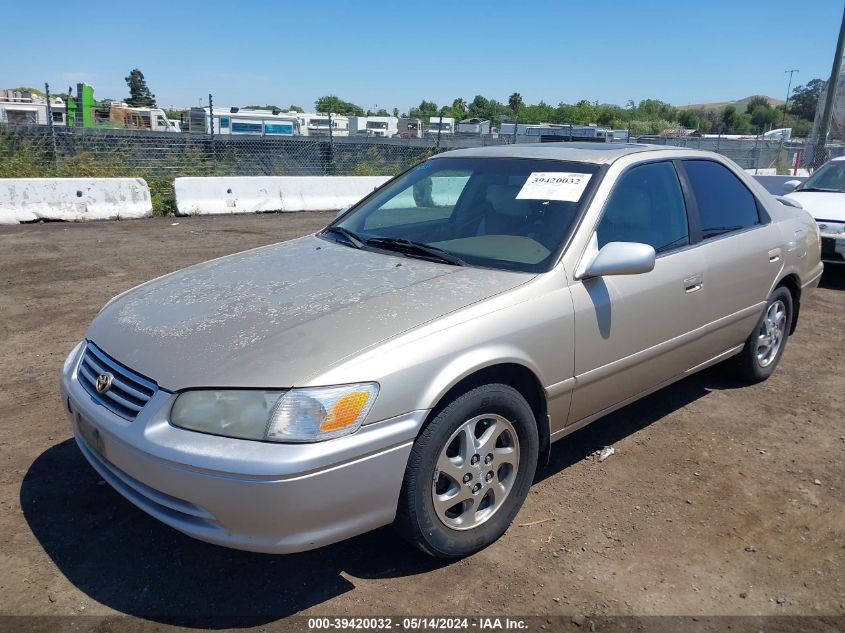 2000 Toyota Camry Le V6 VIN: JT2BF28K5Y0251447 Lot: 39420032