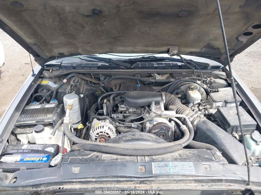 2000 Chevrolet Blazer Lt VIN: 1GNDT13W5Y2111701 Lot: 39420087