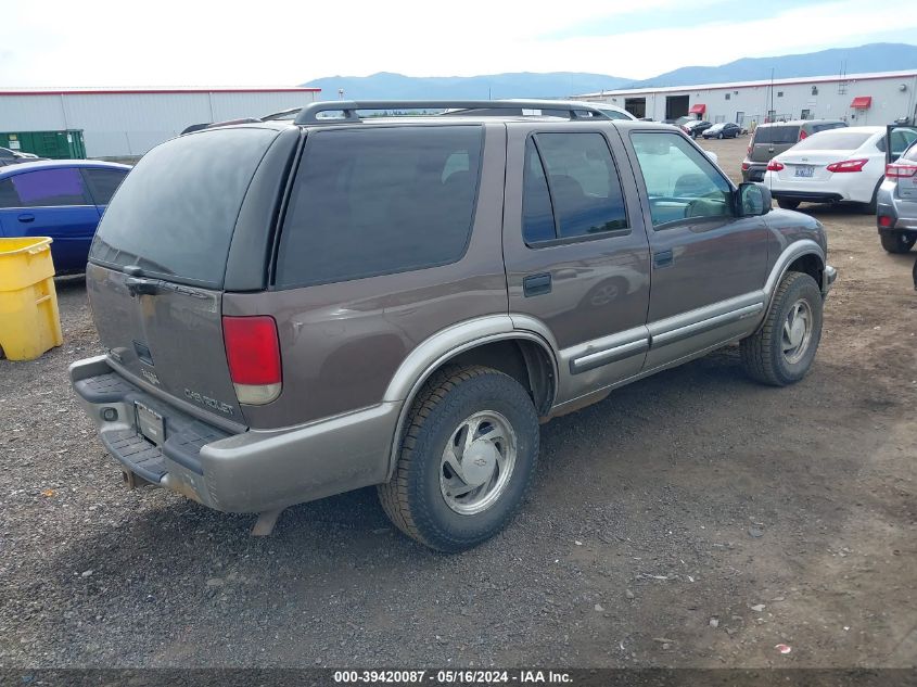 2000 Chevrolet Blazer Lt VIN: 1GNDT13W5Y2111701 Lot: 39420087