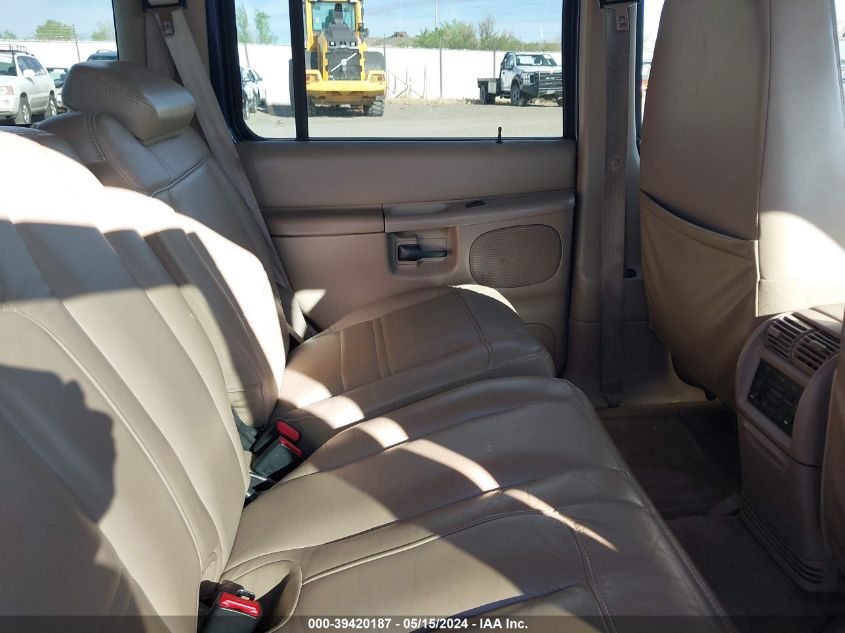 1999 Ford Explorer Eddie Bauer/Limited/Xlt VIN: 1FMZU34E0XZA37697 Lot: 39420187