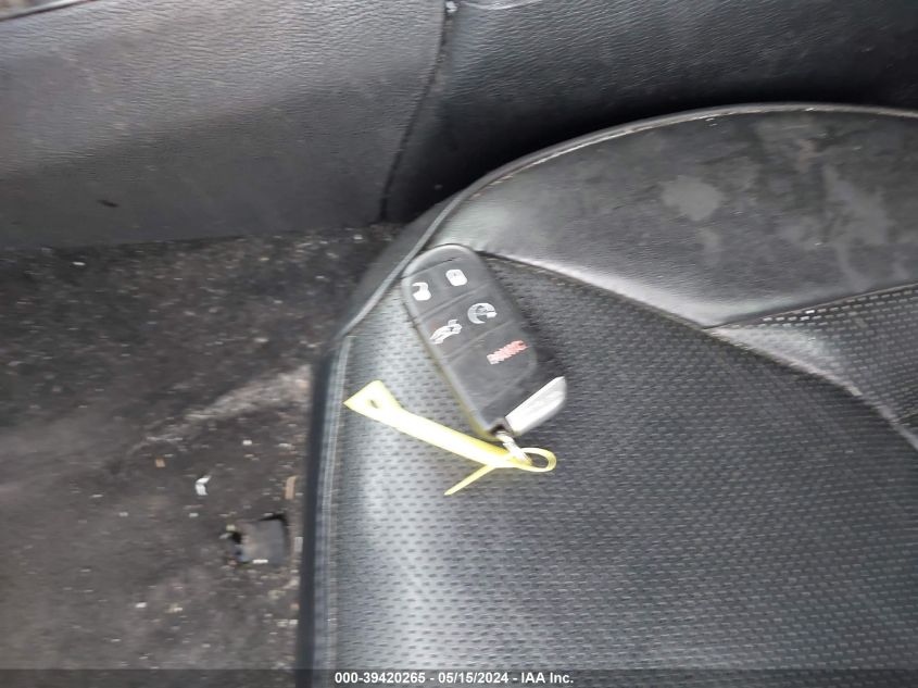 2012 Chrysler 300C VIN: 2C3CCAET5CH261173 Lot: 39420265