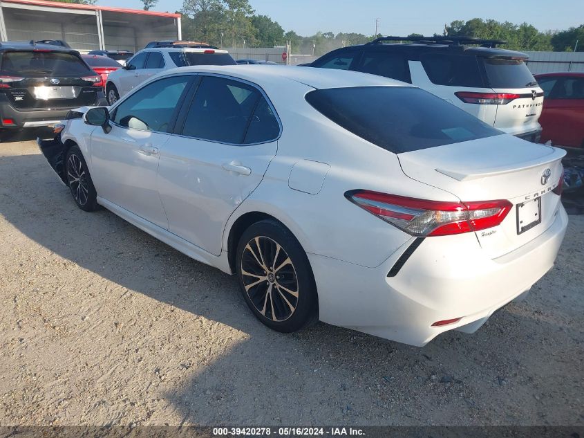 2018 Toyota Camry Se VIN: 4T1B11HK8JU102962 Lot: 39420278