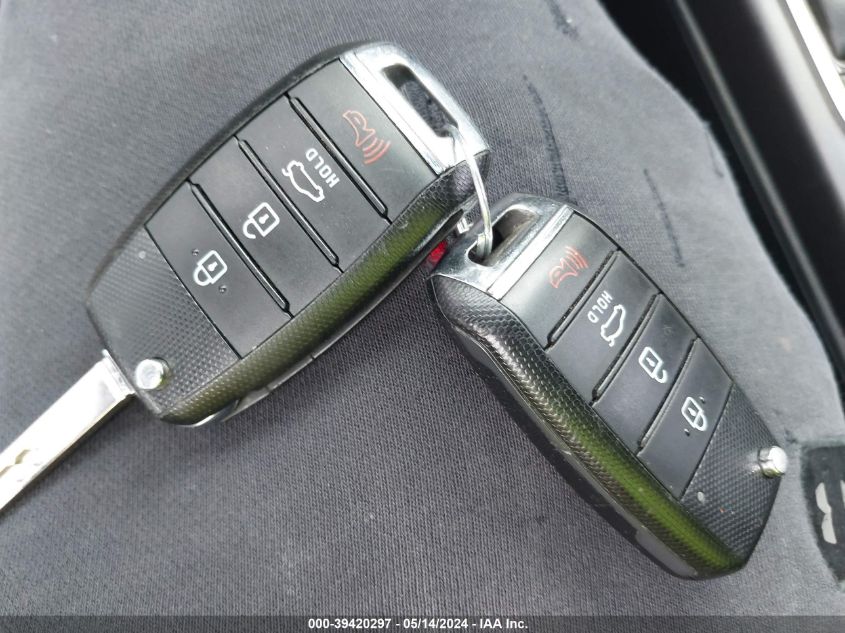 2018 Kia Optima Lx VIN: 5XXGT4L33JG266955 Lot: 39420297