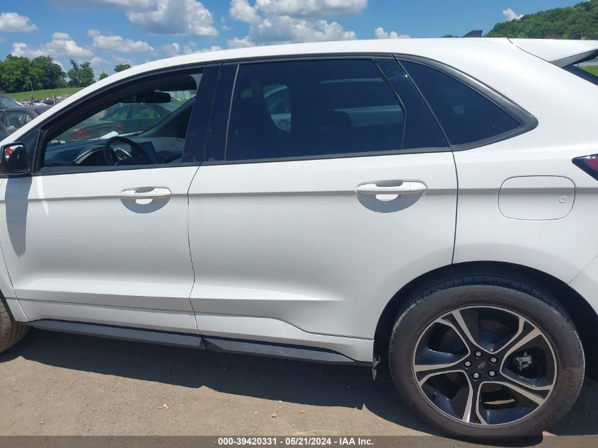 2022 Ford Edge St VIN: 2FMPK4AP1NBA70703 Lot: 39420331