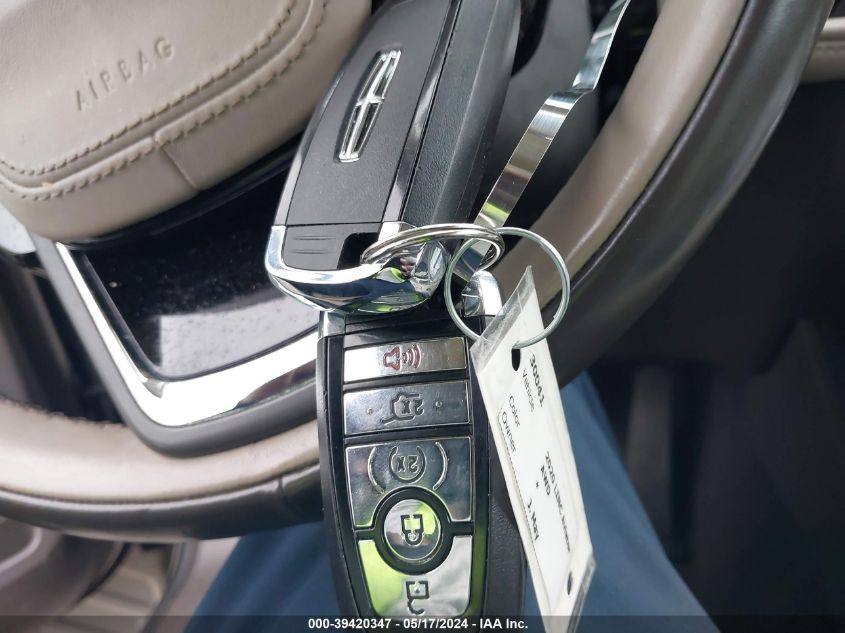 2020 Lincoln Aviator Reserve VIN: 5LM5J7XC9LGL03343 Lot: 39420347