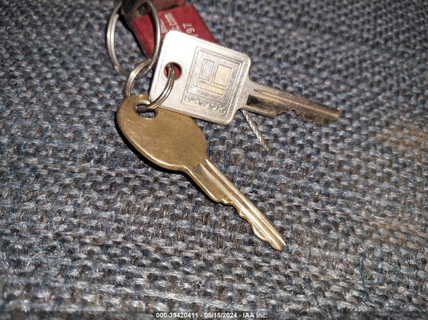 1992 Chevrolet Gmt-400 K2500 VIN: 2GCFK29K5N1265593 Lot: 39420411