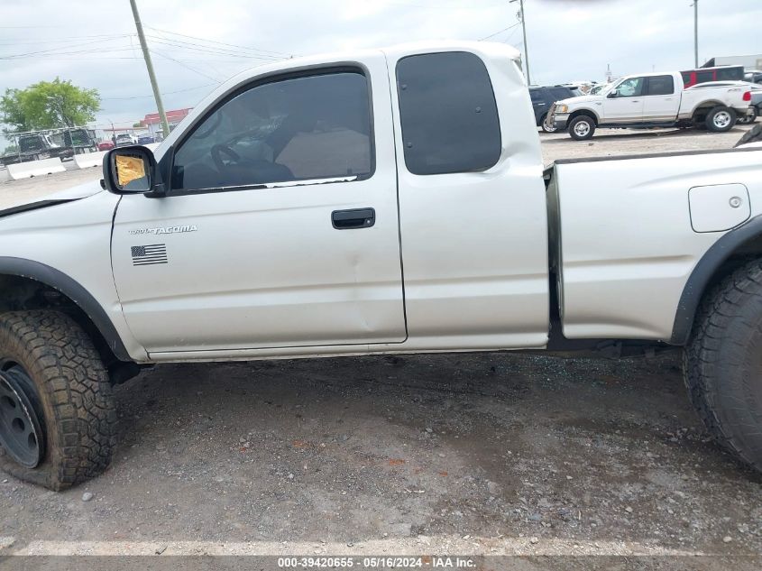 2000 Toyota Tacoma Base V6 VIN: 4TAWN72N5YZ679022 Lot: 39420655