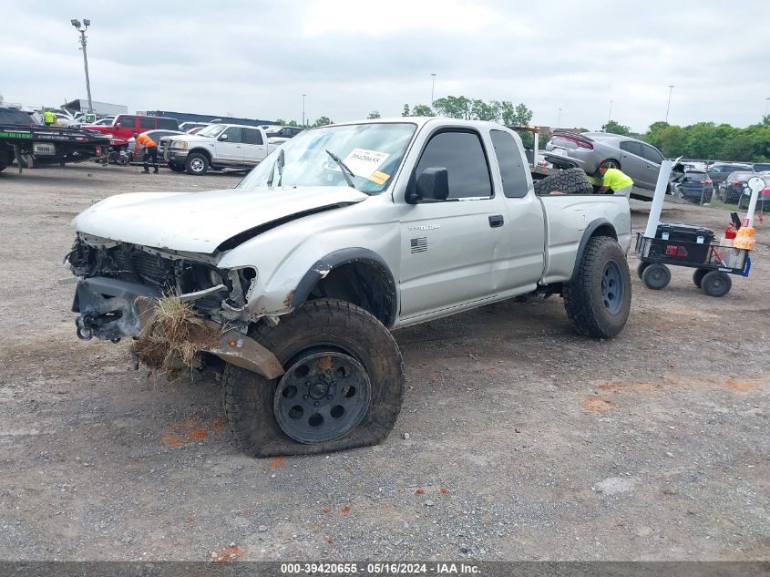 2000 Toyota Tacoma Base V6 VIN: 4TAWN72N5YZ679022 Lot: 39420655