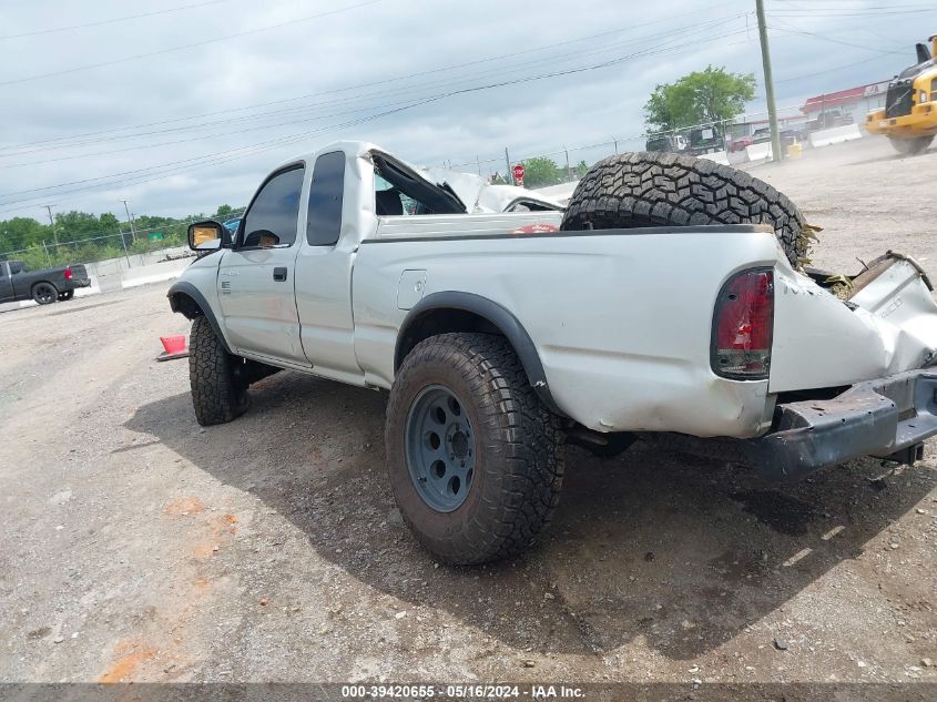 2000 Toyota Tacoma Base V6 VIN: 4TAWN72N5YZ679022 Lot: 39420655