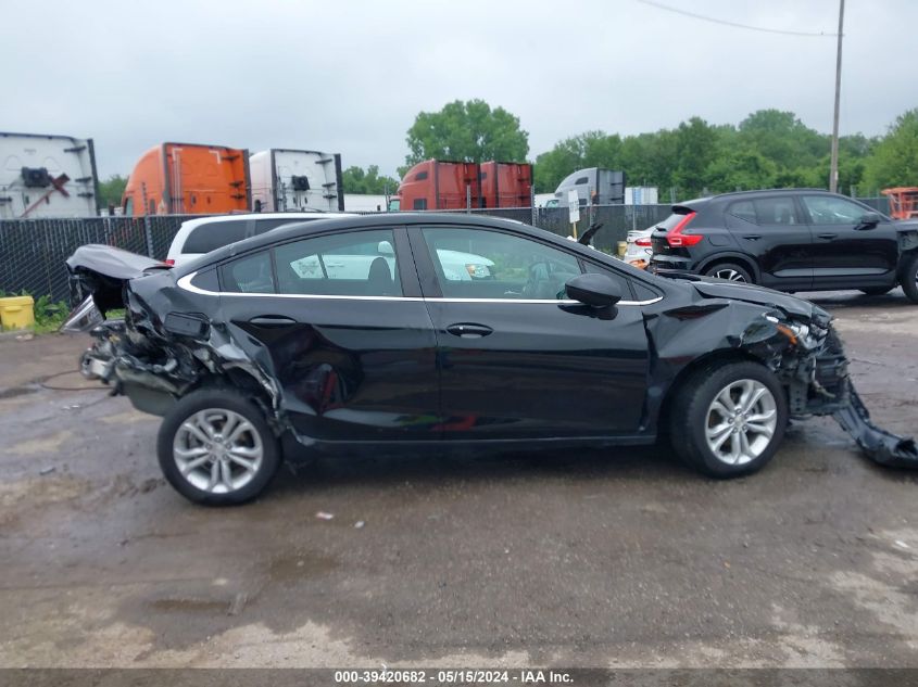2019 Chevrolet Cruze Lt VIN: 1G1BE5SM3K7143924 Lot: 39420682