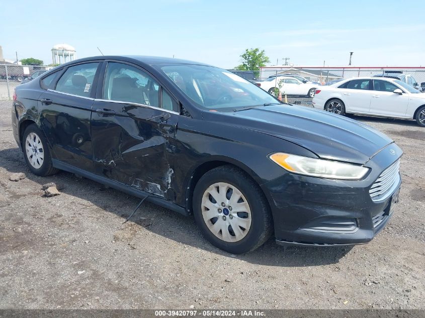 2013 Ford Fusion S VIN: 3FA6P0G74DR138242 Lot: 39420797