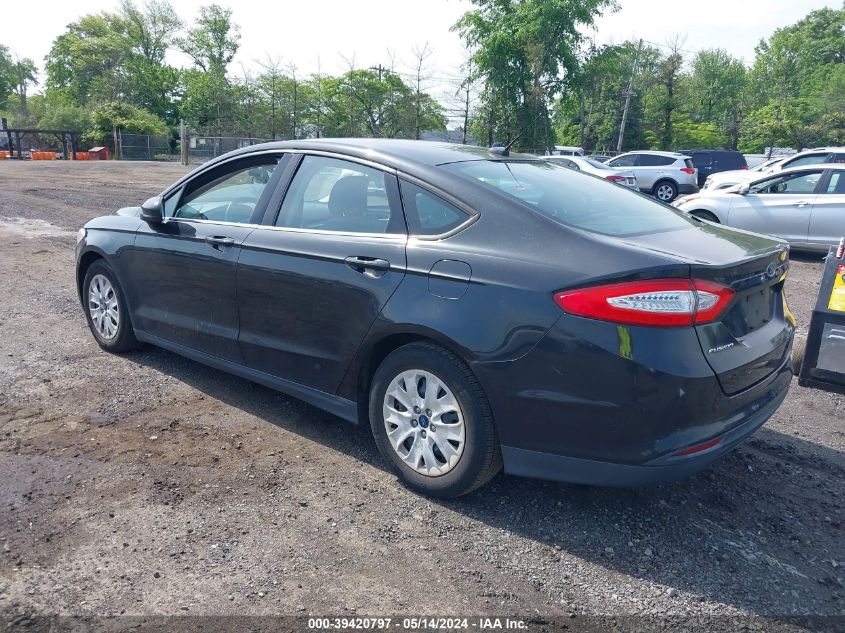 2013 Ford Fusion S VIN: 3FA6P0G74DR138242 Lot: 39420797