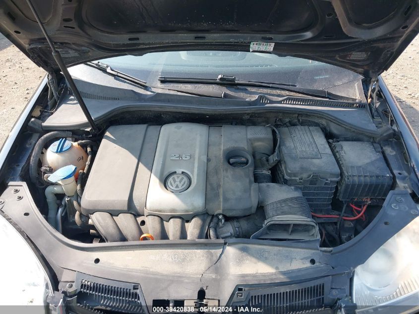2008 Volkswagen Jetta Se/Sel VIN: 3VWRM71K98M153809 Lot: 39420838