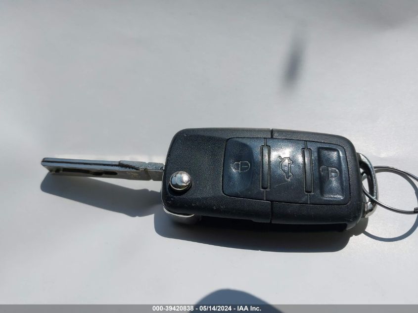 2008 Volkswagen Jetta Se/Sel VIN: 3VWRM71K98M153809 Lot: 39420838