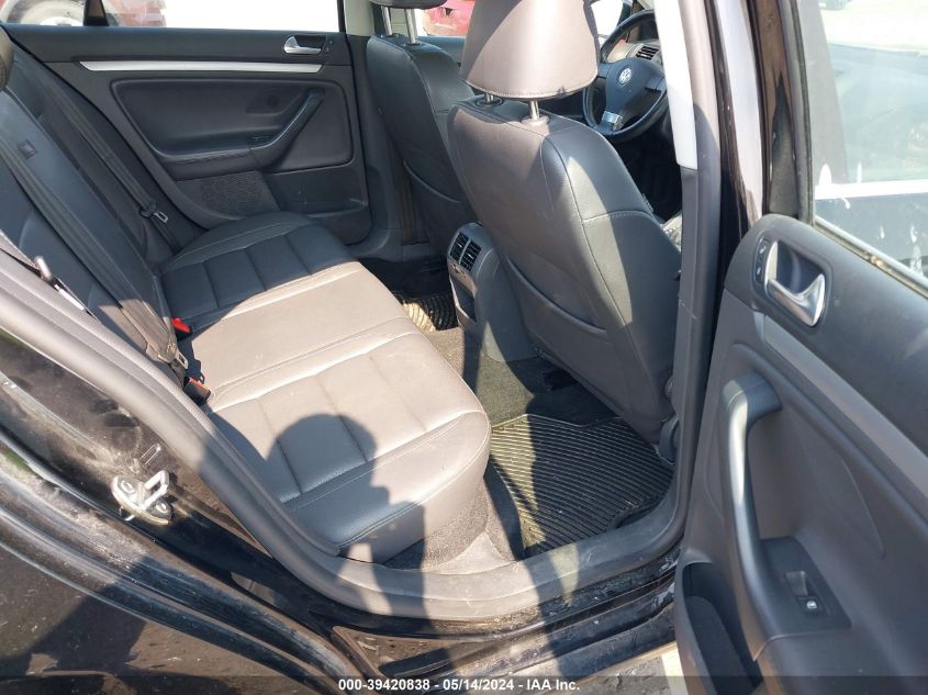 2008 Volkswagen Jetta Se/Sel VIN: 3VWRM71K98M153809 Lot: 39420838