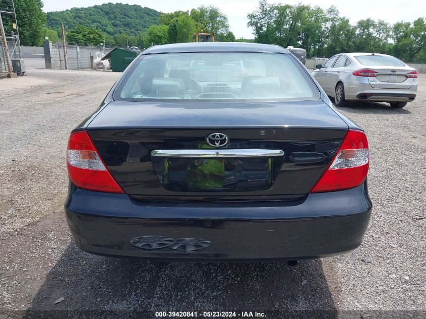 2004 Toyota Camry Le VIN: 4T1BE32K74U368552 Lot: 39420841