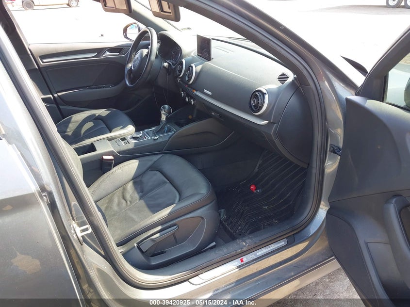 2016 Audi A3 2.0T Premium VIN: WAUB8GFF8G1043296 Lot: 39420925