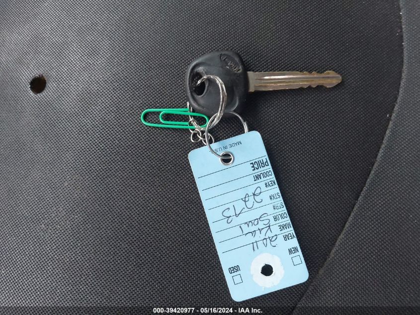 2011 Kia Soul ! VIN: KNDJT2A29B7733861 Lot: 39420977