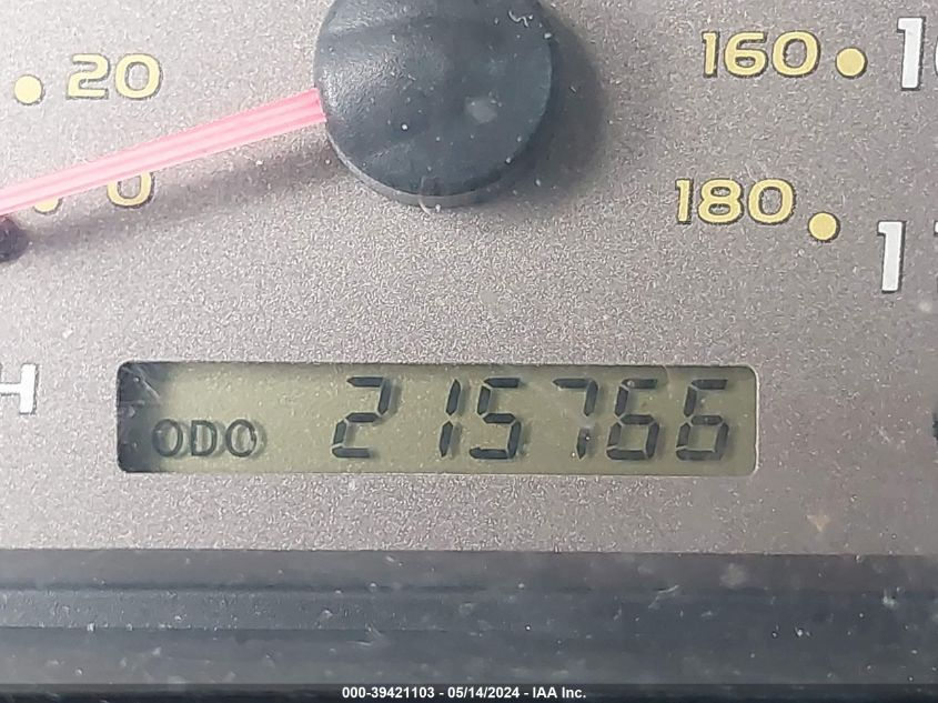 2004 Toyota Sequoia Sr5 V8 VIN: 5TDZT34A34S219928 Lot: 39421103