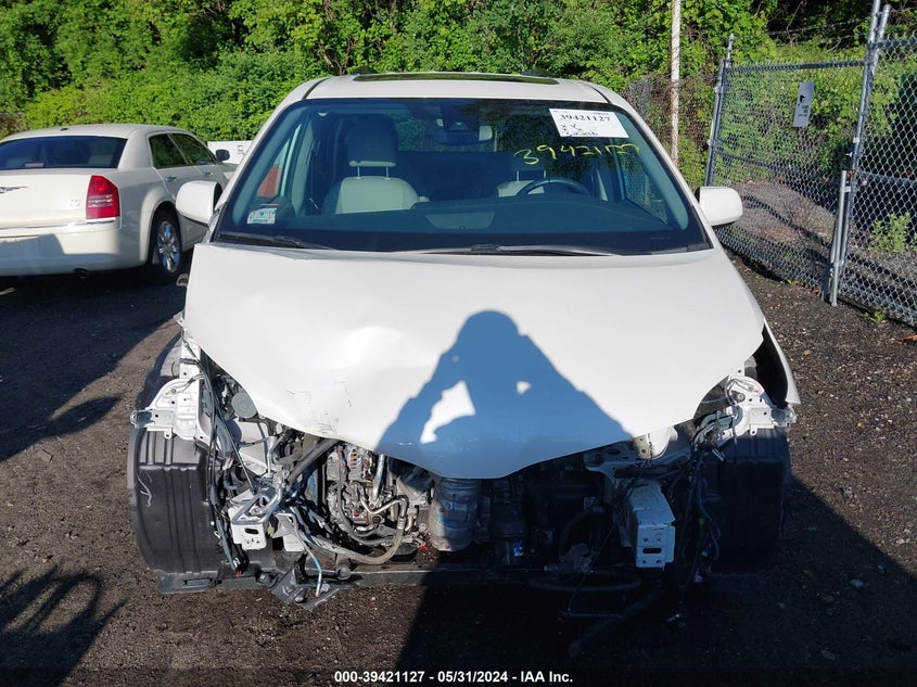 2020 Toyota Sienna Xle VIN: 5TDDZ3DC3LS233739 Lot: 39421127