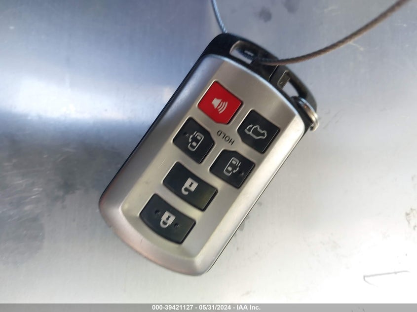 2020 Toyota Sienna Xle VIN: 5TDDZ3DC3LS233739 Lot: 39421127