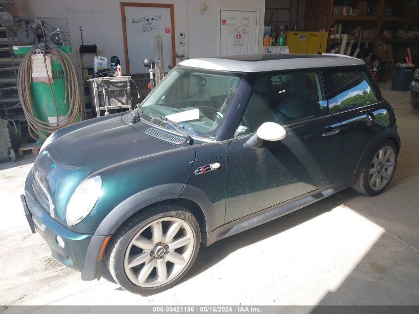 2004 Mini Cooper S VIN: WMWRE33484TD79360 Lot: 39421186