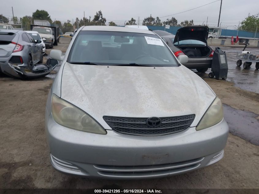 2004 Toyota Camry Le VIN: 4T1BE32K94U892088 Lot: 39421295
