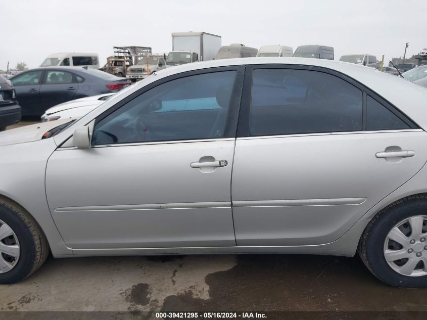 2004 Toyota Camry Le VIN: 4T1BE32K94U892088 Lot: 39421295