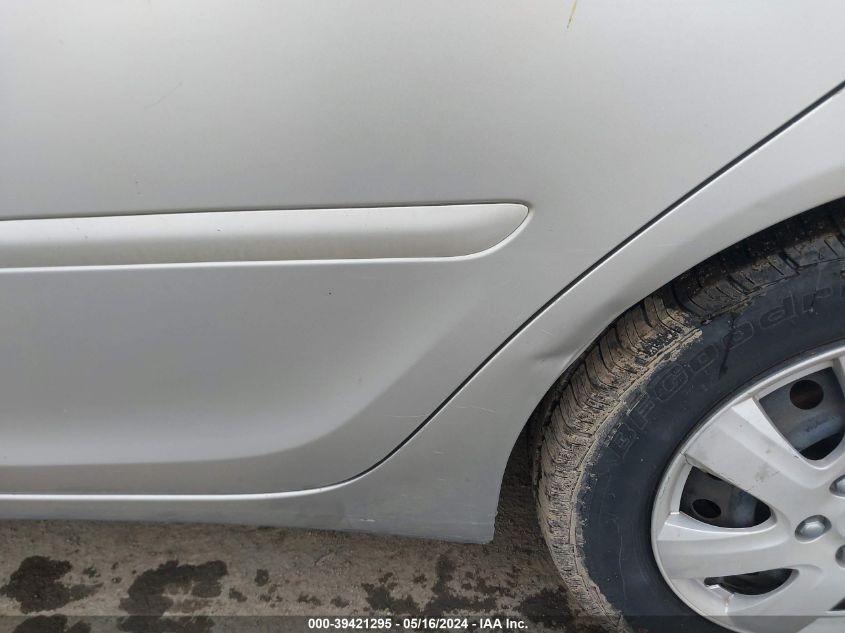 2004 Toyota Camry Le VIN: 4T1BE32K94U892088 Lot: 39421295