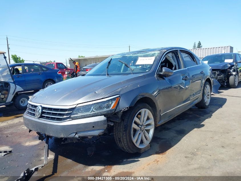 2017 Volkswagen Passat 1.8T Sel Premium VIN: 1VWCT7A36HC032674 Lot: 39421305