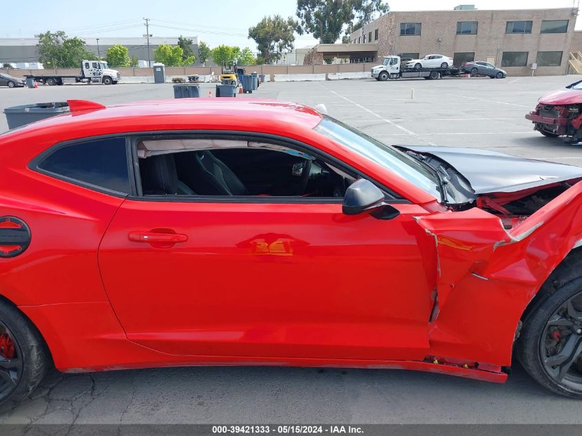 2017 CHEVROLET CAMARO 1SS - 1G1FE1R71H0214114