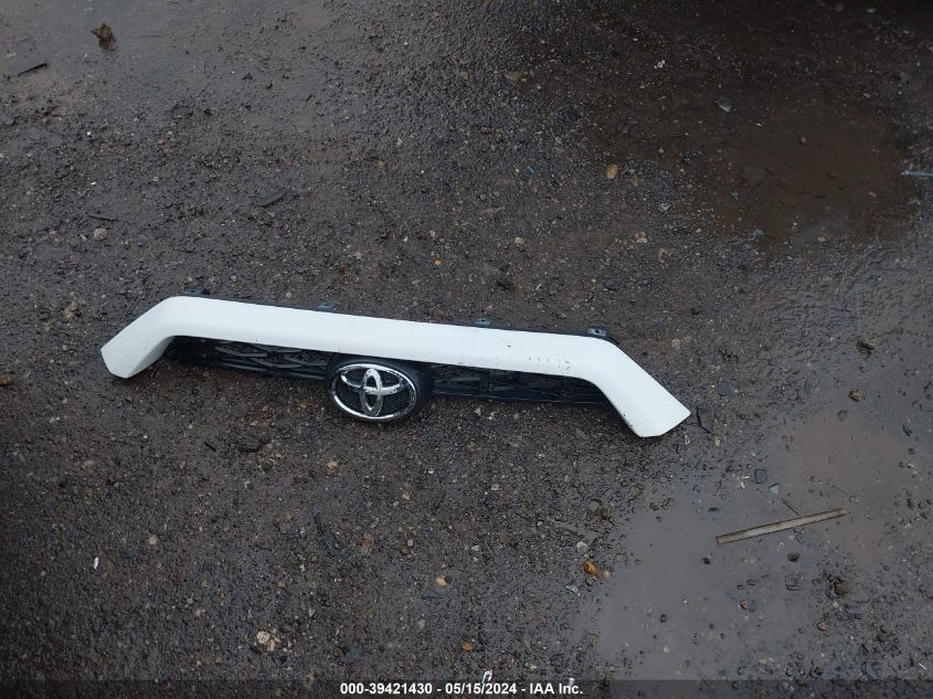 2018 Toyota 4Runner Trd Off Road Premium VIN: JTEBU5JR2J5590063 Lot: 39421430