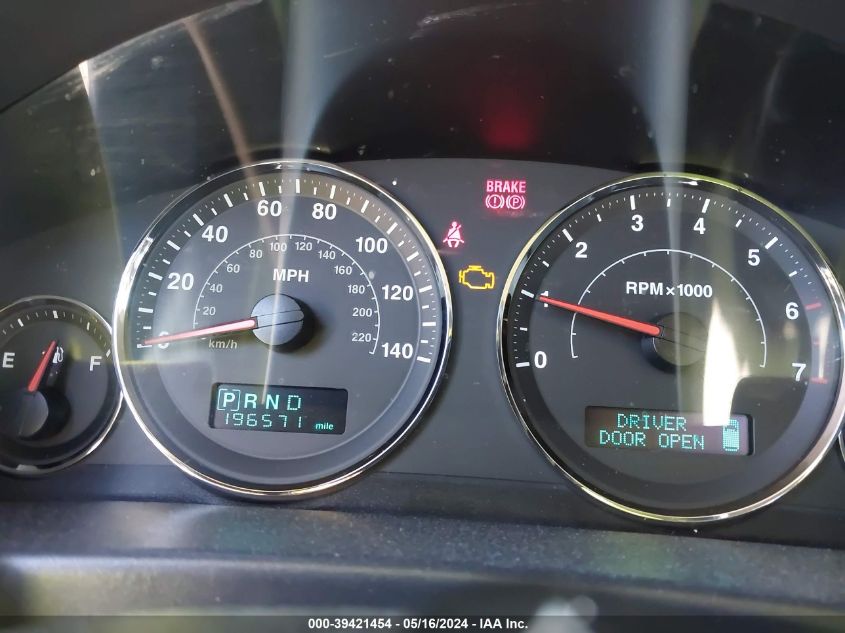 2006 Jeep Commander VIN: 1J8HH48K66C153796 Lot: 39421454