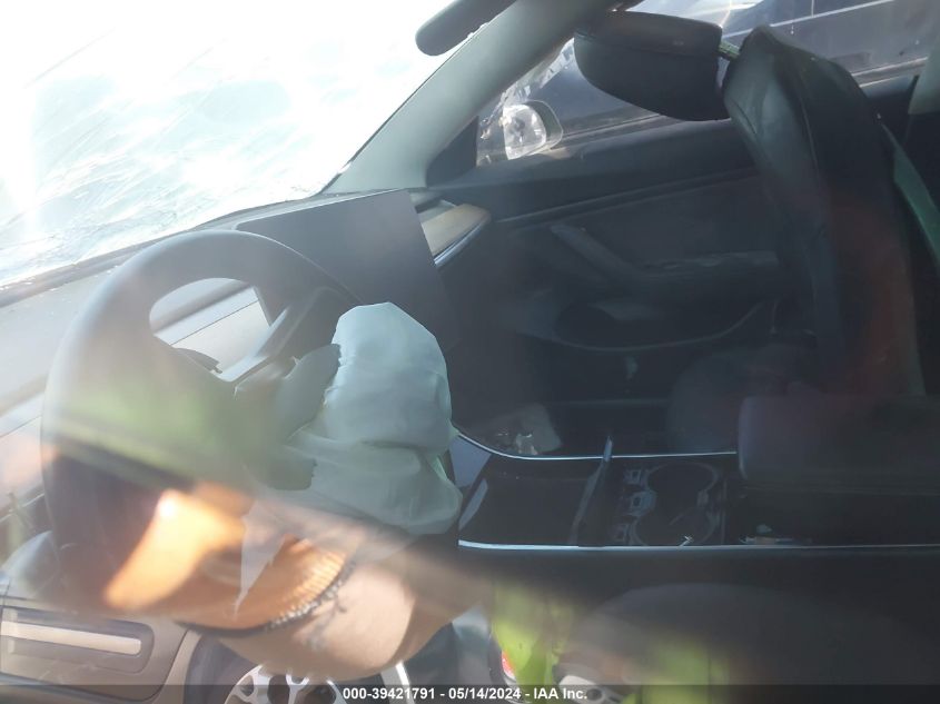 2020 Tesla Model 3 Long Range Dual Motor All-Wheel Drive VIN: 5YJ3E1EB4LF665181 Lot: 39421791