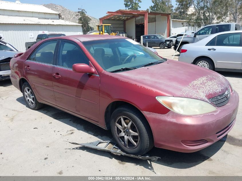 2004 Toyota Camry Le VIN: 4T1BE32K14U305592 Lot: 39421834