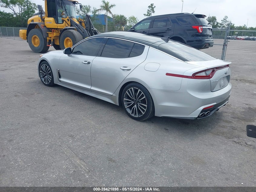 2018 Kia Stinger Premium VIN: KNAE25LA0J6017586 Lot: 39421898