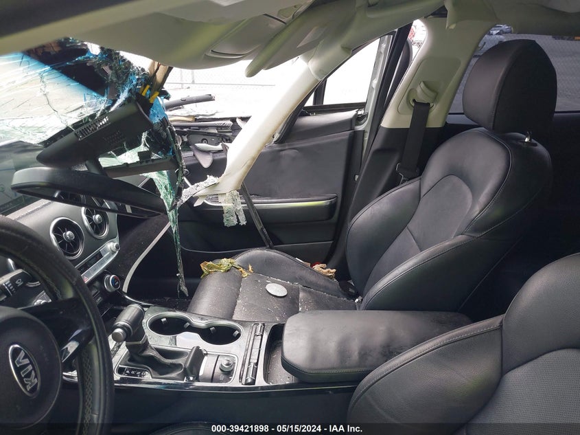 2018 Kia Stinger Premium VIN: KNAE25LA0J6017586 Lot: 39421898