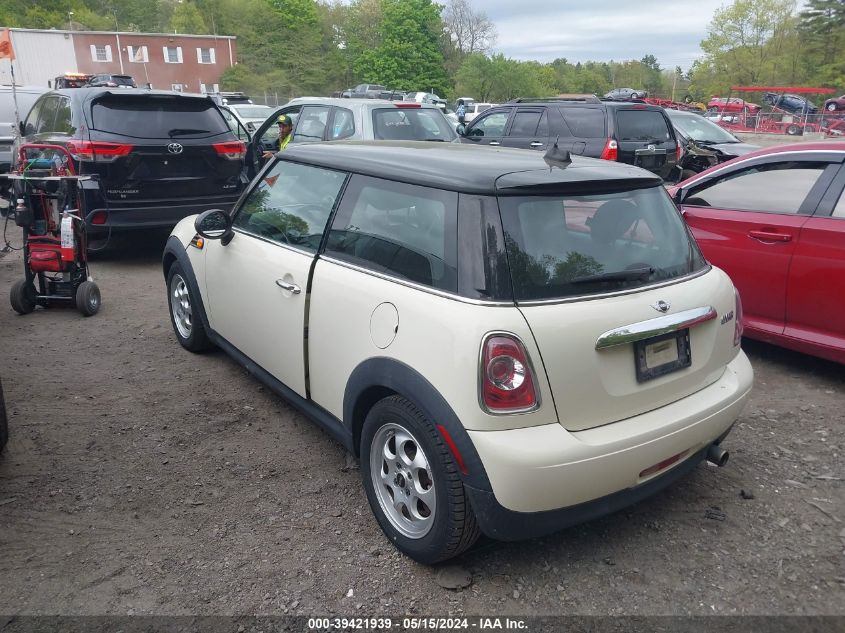 2013 Mini Hardtop Cooper VIN: WMWSU3C53DT685389 Lot: 39421939