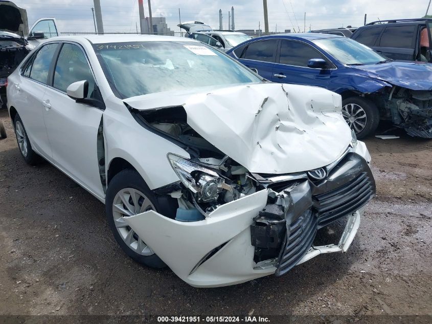 2016 Toyota Camry Le VIN: 4T4BF1FKXGR517557 Lot: 39421951