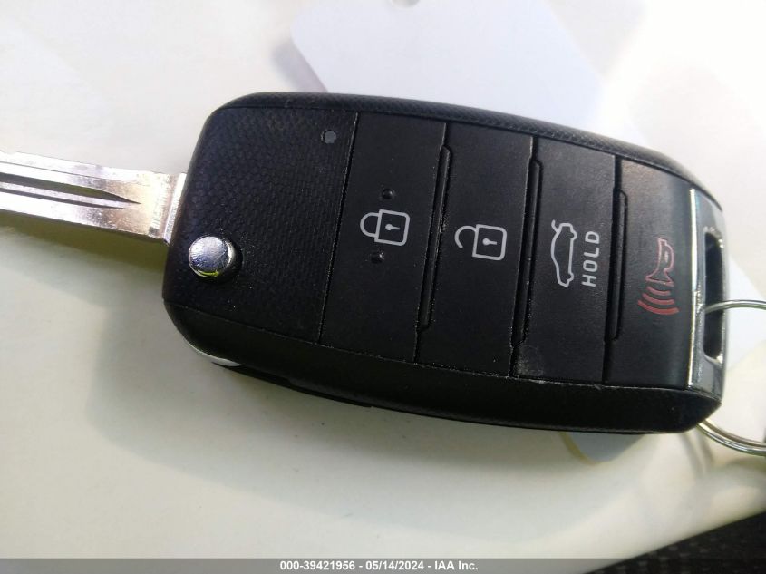 2017 KIA FORTE LX - 3KPFK4A76HE130438