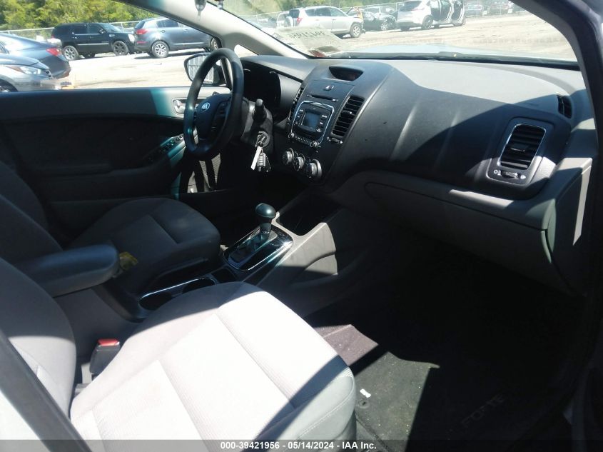 2017 KIA FORTE LX - 3KPFK4A76HE130438