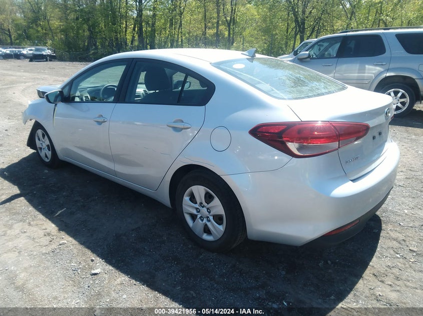 2017 KIA FORTE LX - 3KPFK4A76HE130438