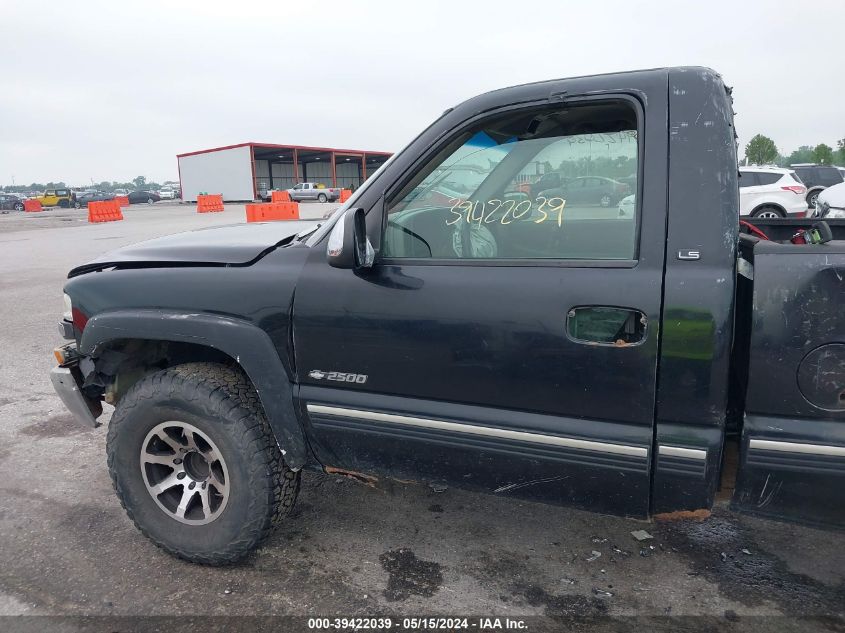 1999 Chevrolet Silverado C2500 VIN: 1GCFC24T5XE158364 Lot: 39422039