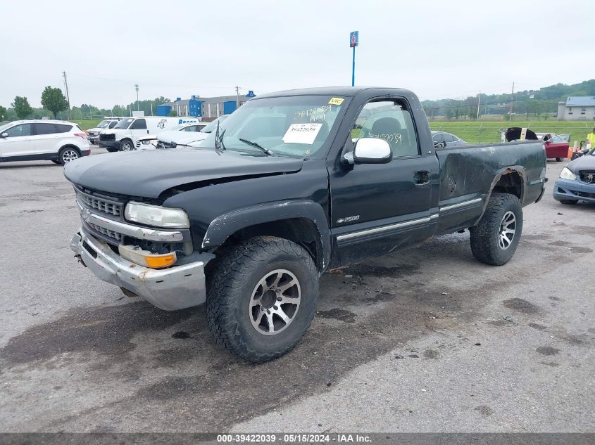 1999 Chevrolet Silverado C2500 VIN: 1GCFC24T5XE158364 Lot: 39422039