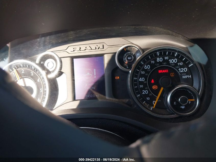 2019 Ram 1500 Big Horn/Lone Star Quad Cab 4X4 6'4 Box VIN: 1C6SRFBT1KN915719 Lot: 39422135